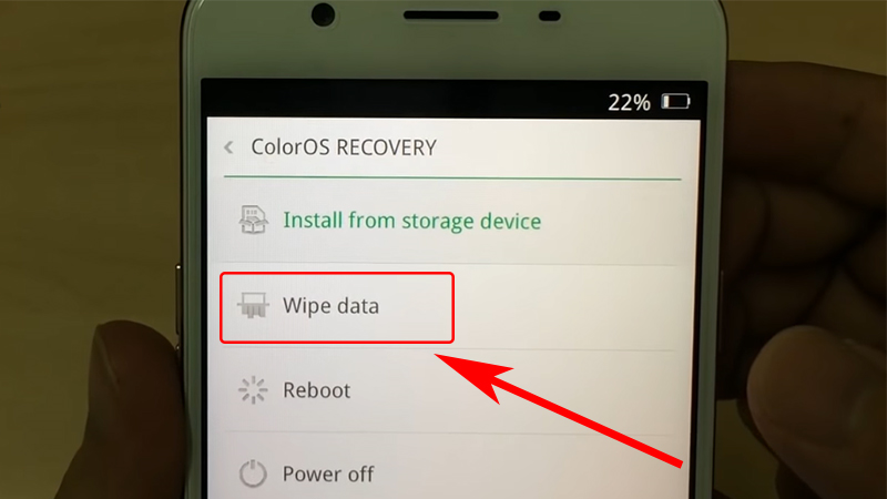 Chọn Wipe data ở Recovery Mode